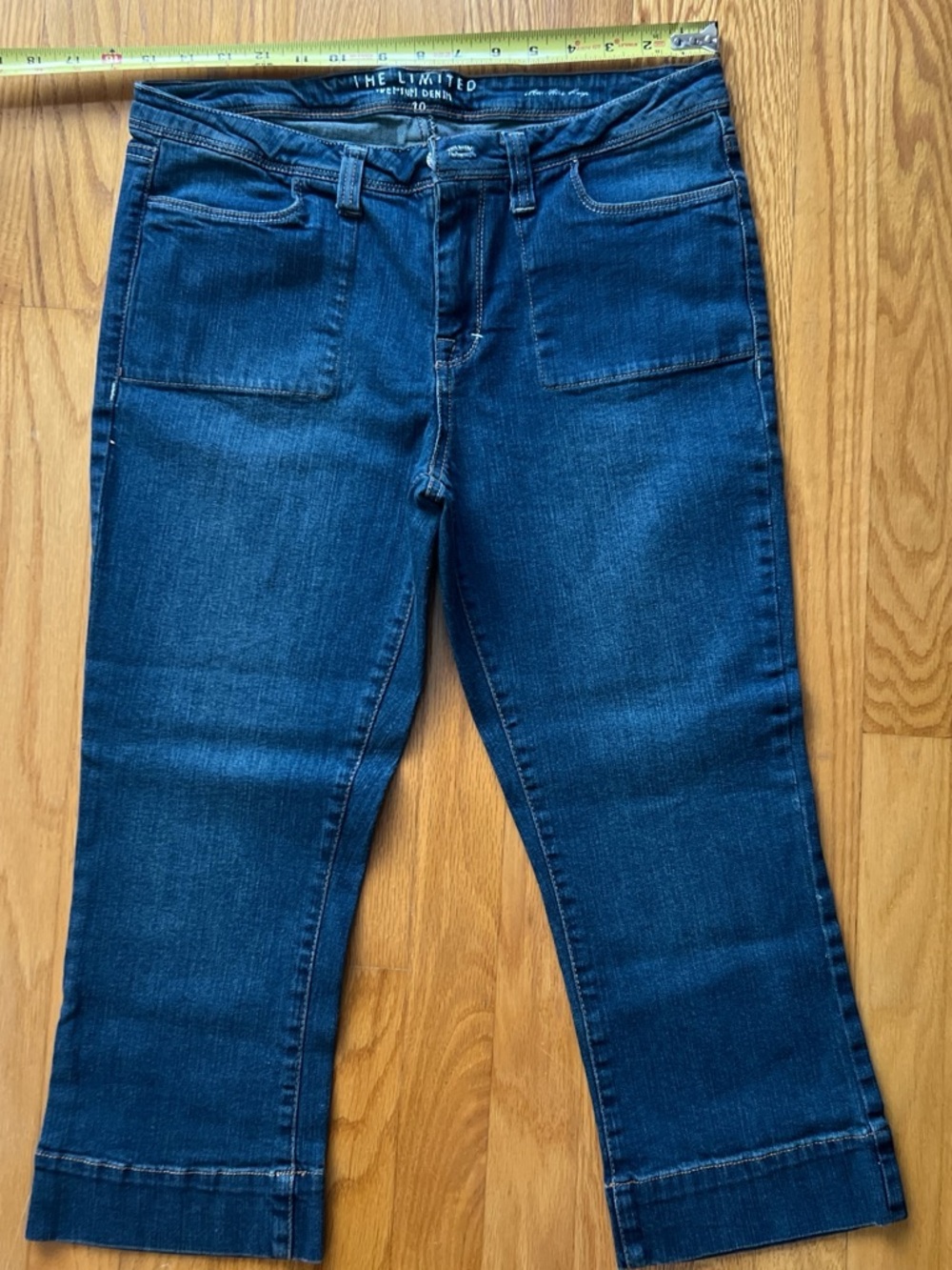 The Limited Women's Dark Blue Cropped Jeans